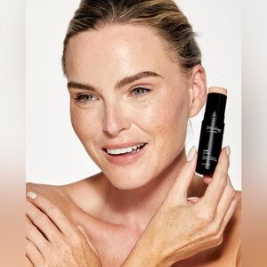 NIB Depology Cavier Serum Stick